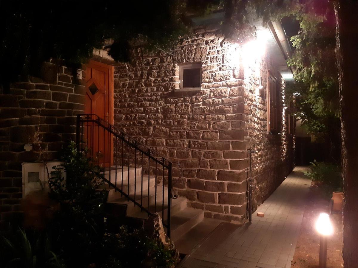 Laszlo Apartman Apartment Tihany Exterior photo
